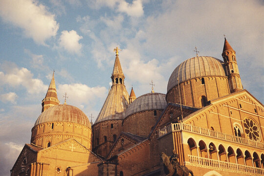 Basilica of Saint Anthony in Padua, Italy, Historic Architecture