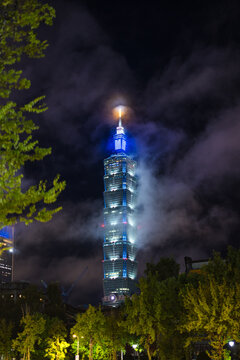 Taipei 101 skyscraper at night in taipei taiwan