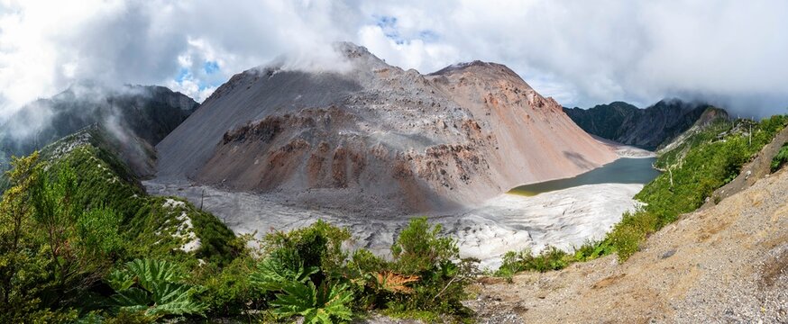 Panorama, crater of the Chait&eacute;n volcano, view of the caldera with lake, Pumalin National Park, Los Lagos, Patagonia Verde, Chile