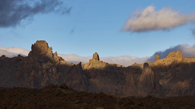 Llano de Ucanca, rocky mountain landscape in warm sunlight under blue sky, Teide, Parque Nacional del Teide, Teide National Park, volcano, volcanism, UNESCO World Heritage Site, Tenerife, Canary Islands, Spain