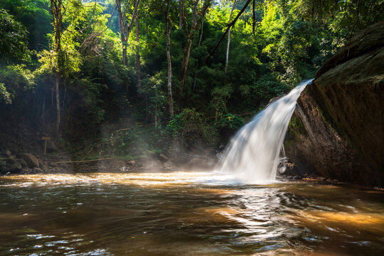 Mae Sa Waterfalls Level 6, Chiang Mai, Thailand