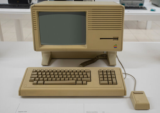 Lisa is a desktop computer developed by Apple, released on January 19, 1983. Pink background.