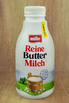 Reine Buttermilch Produkt von M&uuml;ller