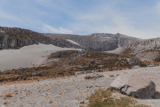 Paisaje del parque de los nevados en Colombia, en donde se ubica el nevado del Ruiz.