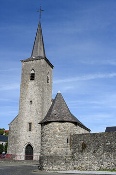&eacute;glise de Thy-le-Ch&acirc;teau, une section de la ville belge de Walcourt, situ&eacute;e en R&eacute;gion wallonne dans la province de Namur