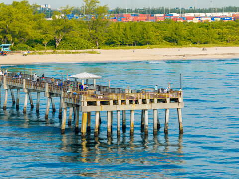 Aerial photo Dania Beach fishing pier located at 100 N Beach Rd, Dania Beach
