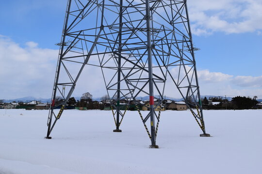 送電塔 高電圧交流