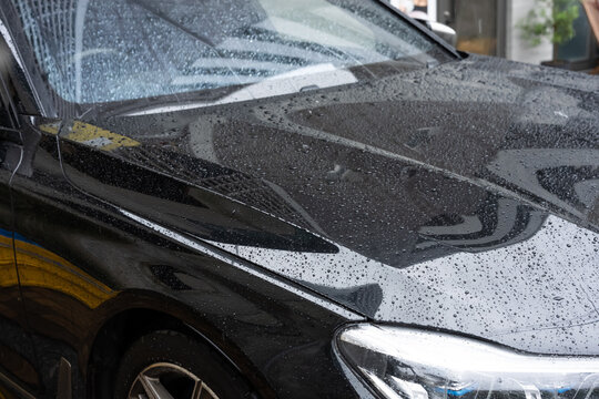 雨　車　水滴