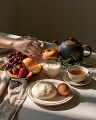 Obraz premium Simple breakfast table in Taipei home