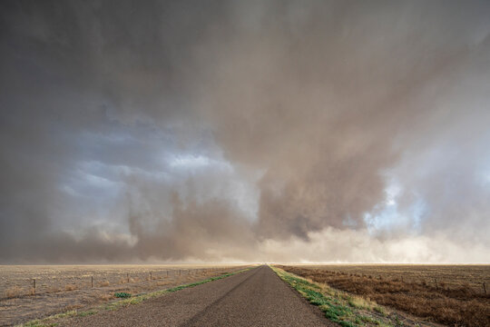 Approaching Haboob, habob Dust Storm approaching over dry plains