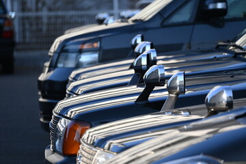 駐車された多数の黒い車のフェンダーミラー © apoptosis