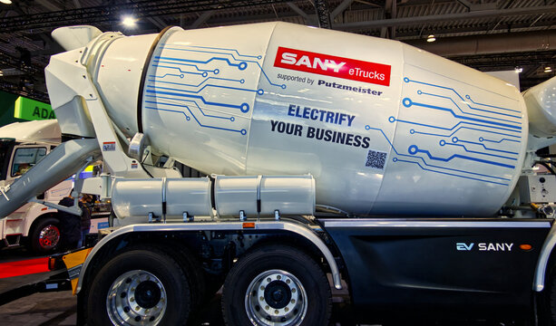 Sany etrucks electric concrete mixer truck at iaa exhibition, promoting sustainable construction and electrified business