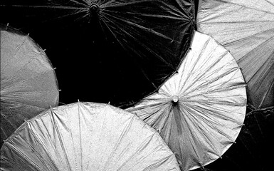 black and white umbrellas © Heiner Witthake