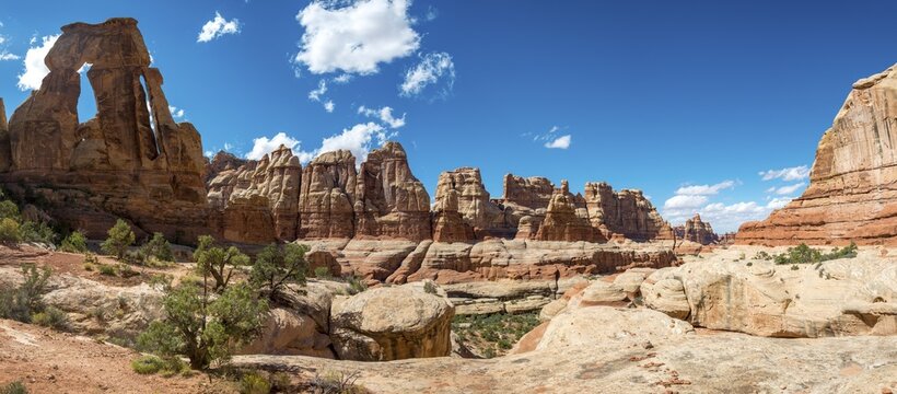 Druid Arch, rock formation, stone arch, Elephant Canyon, rock needles, The Needles District, Canyonlands National Park, Utah, USA