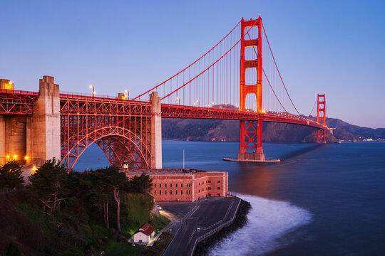 Golden gate bridge at Dawn from the Battery E Trail