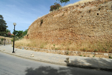 Le cavalier Saint-Dimitri des fortifications de La Canée en Crète © arvernho