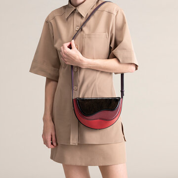 Beige Shirt Fashion With Red Shoulder Bag