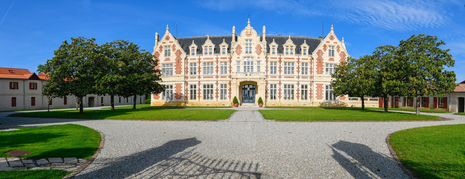 FRANCE, GIRONDE 33 MEDOC. VILLAGE OF MARGAUX. DOMAINE DU CHATEAU CANTENAC BROWN. INTERNATIONALLY RENOWNED VINEYARD THIRD GRAND CRU CLASSED 1885