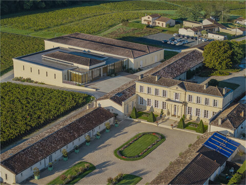 FRANCE, GIRONDE 33 SAINT-JULIEN-BEYCHEVELLE, AERIAL VIEW OF THE BRANAIRE-DUCRU CASTLE, SAINT-JULIEN APPELLATION, BORDEAUX VINEYARD