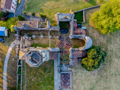 FRANCE. GIRONDE 33 ENTRE-DEUX-MERS, AERIAL VIEW OF THE ABBEY OF LA SAUVE-MAJEUR UNESCO WORLD HERITAGE SITE. SILVA MAJOR FESTIVAL