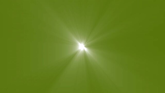 sun rays lens flare overlay loop animation Green Screen. Bright White Lens Flare Pulsing sunbeams rays glow effect. sunlight explode Cinematic light effect. light source emits radiating beams Sunburst