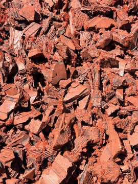 Red Shredded Rubber Mulch Texture for Landscaping and Playgrounds