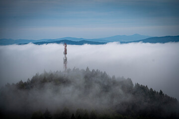 Mgła, góry, Malnik, Beskid Sądecki, lato © Maciej G. Szling