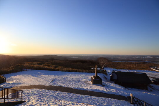 Winter sunrise at Lake Mashu First Observatory in Hokkaido, Japan