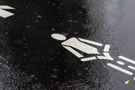 雨降る帰り道
