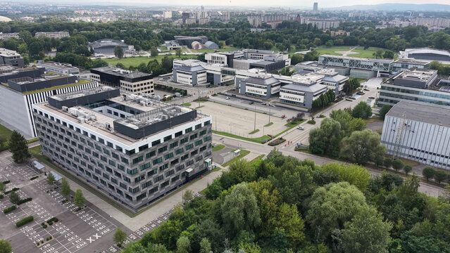 Large data center campus with solar power systems