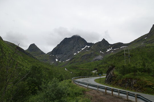Mountainous landscape on the island of Senja; Senja is Norway's second-largest island after Hinn&oslash;ya and belongs to the province of Troms