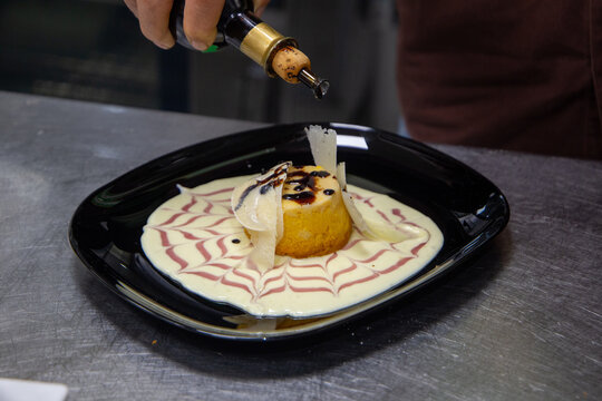 recipes with pumpkin ingredients, tortelloni and cake, preparation of a typical dish
