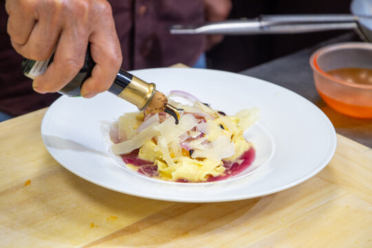 recipes with pumpkin ingredients, tortelloni and cake, preparation of a typical dish