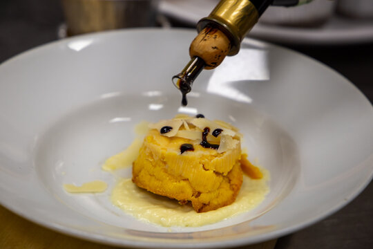 recipes with pumpkin ingredients, tortelloni and cake, preparation of a typical dish