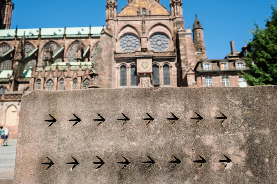 Details of strasbourg cathedral in france