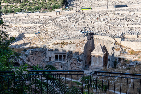 Ancient tombs and jewish cemetery in kidron valley, jerusalem