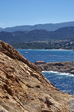 vista sul villaggio dell'isola di Pietra - Corsica, Isola Rossa - Isola di Pietra