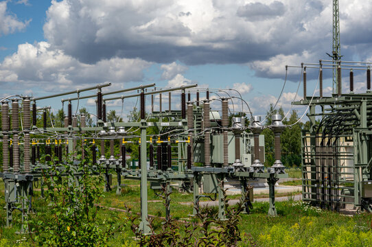 Urban Electrical Substation Technology &ndash; Power Distribution Infrastructure and Modern Energy Grid