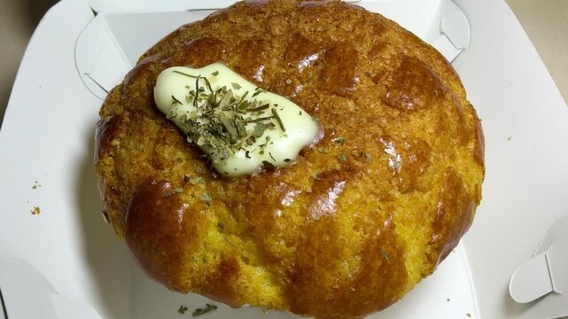 Garlic Cheese Bolo Bun Bread Video