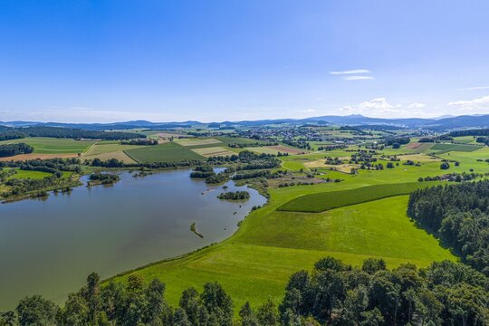 Herrliche Landschaft im Naturpark Oberer Bayerischer Wald rund um den Drachensee bei Furth im Wald