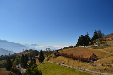 Fototapeta premium Bajo un cielo infinito
