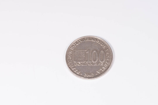 Historical Currency - Venezuelan 100 bolivares coin from 2002
