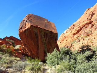 Sacred Boulder in Red Rock Canyon National Conservation Area © Leonard