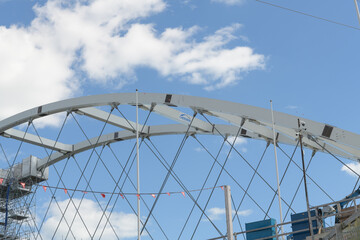 Obraz premium HDR, Inc architecture and engineering firm behind a Cherubini Metal Works / Cherubini Bridges and Structures installed by Kenaidan + Obayashi (KO) and E.S. Fox - Ontario Line’s future rail bridge ove