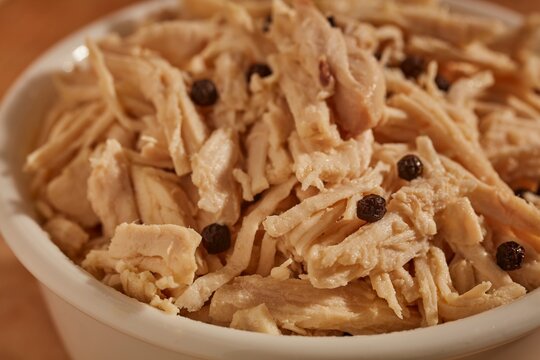 Tonno di Pollo, Italian shredded chicken in olive oil. A popular modern Italian dish