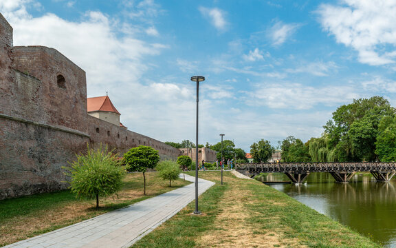 Fagaras Fortress Panorama Wooden Bridge Moat Citadel Wall Romania