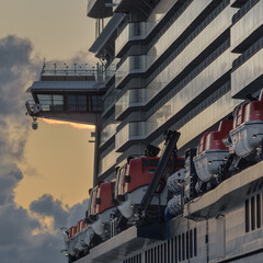 CRUISE SHIP - The command bridge and rescue deck of a passenger ship  © Wojciech Wrzesień