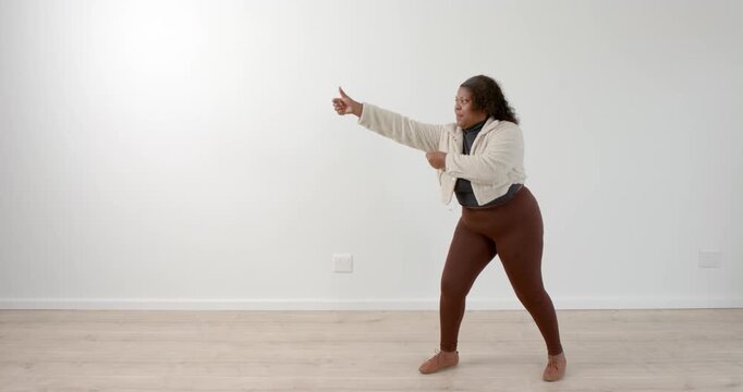 High speed photography for dynamic scenes, Practicing contemporary dance moves gracefully, woman dan