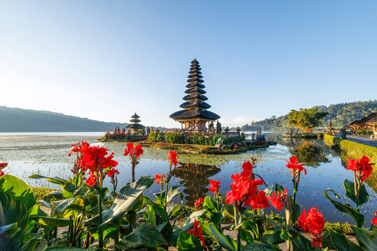 Thatched pagoda at Ulun Danu Beratan Temple, Lake Beratan, Bali, Indonesia