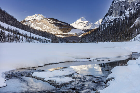 The North Saskatchewan River in winter in Banff National Park, Alberta, Canada.